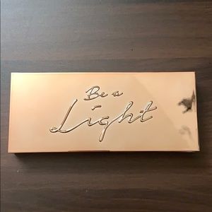 Becca Be a Light Medium to Deep Face Palette